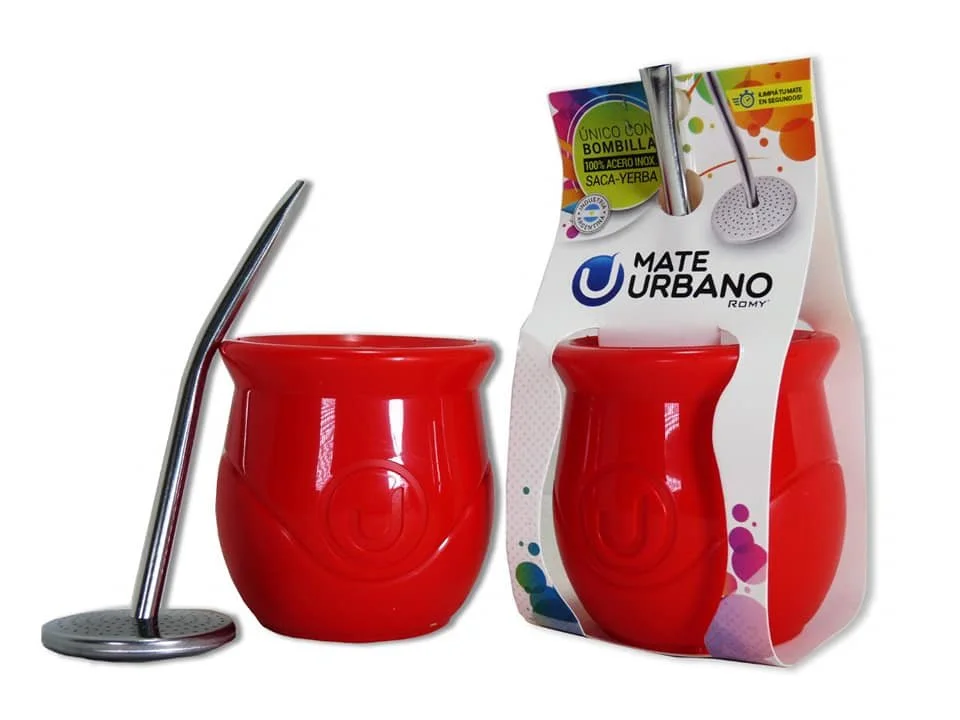Mate ROJO Plastico Urbano Con Bombilla Saca Yerba