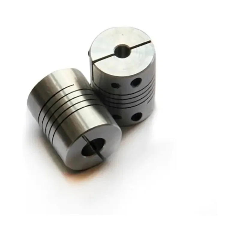 31486-Acople flexible 3 a 8 mm largo 25mm c19